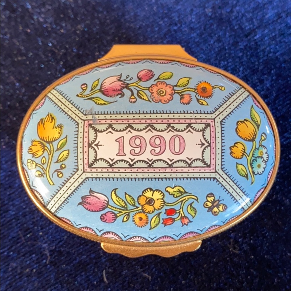 Halcyon Days Enamels Oval Box